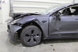 TESLA Model 3 (4)