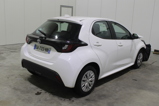 TOYOTA Yaris (2)