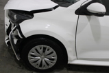 TOYOTA Yaris (4)